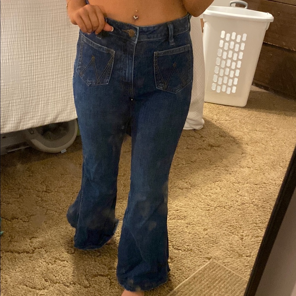 Women's wrangler Blue bellbottoms